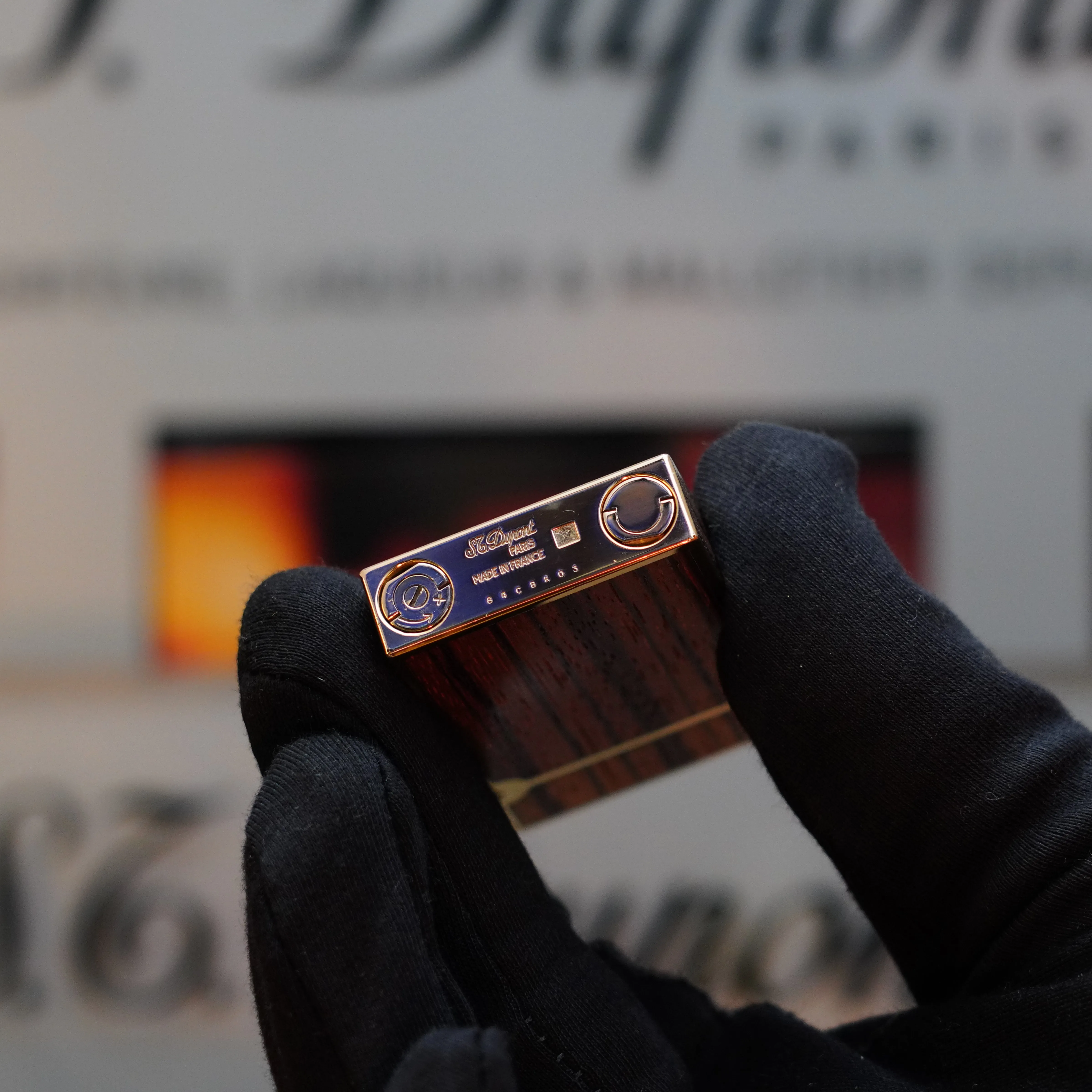 1989 St Dupont Real Wood no lacquer, prototype, extremely rare Ligne 2 lighter