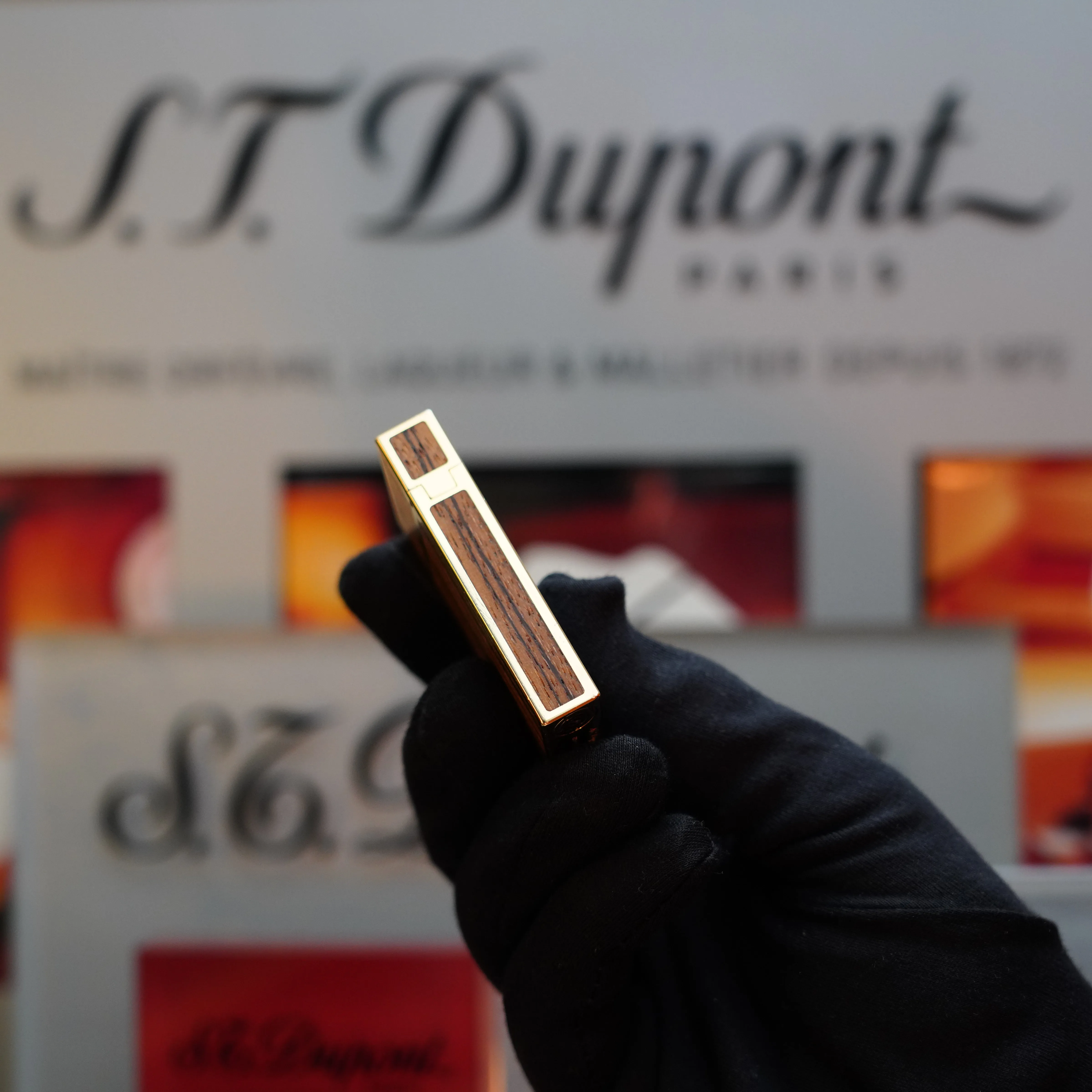 1989 St Dupont Real Wood no lacquer, prototype, extremely rare Ligne 2 lighter