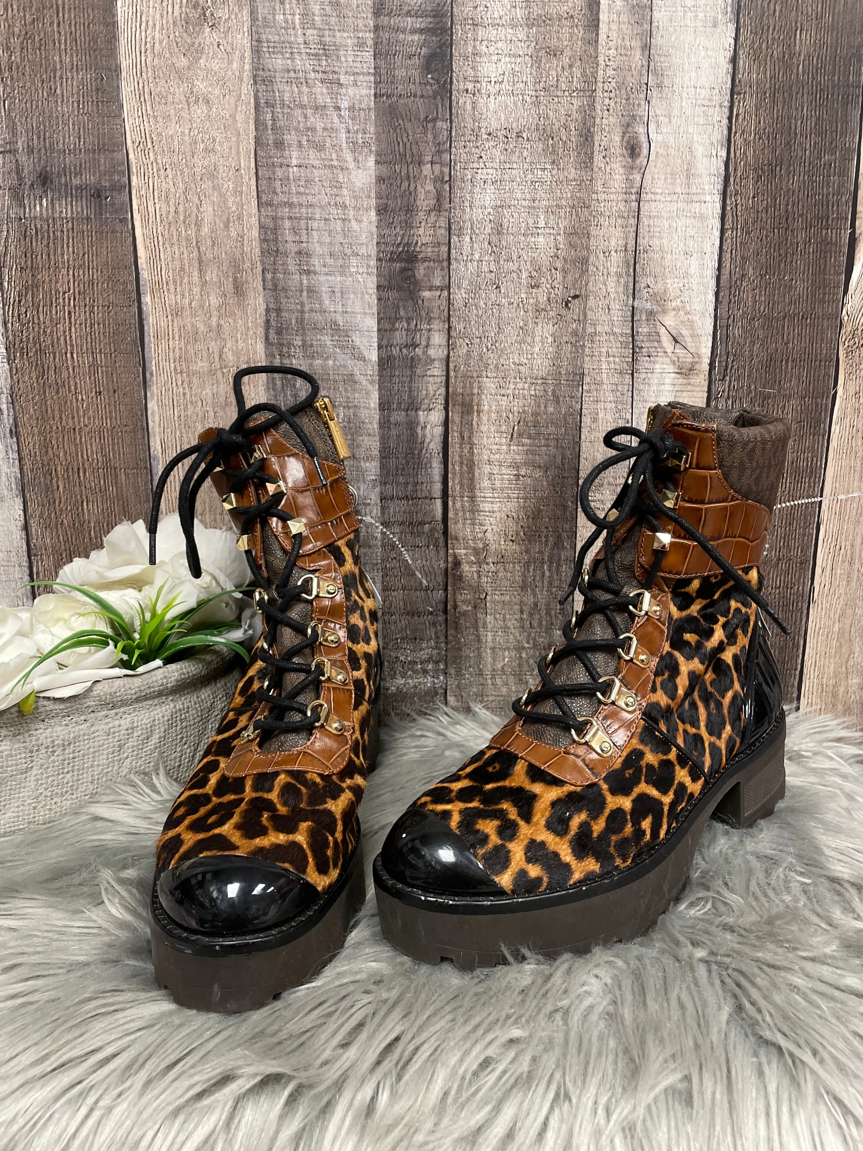 Animal Print Boots Designer Michael By Michael Kors, Size 9