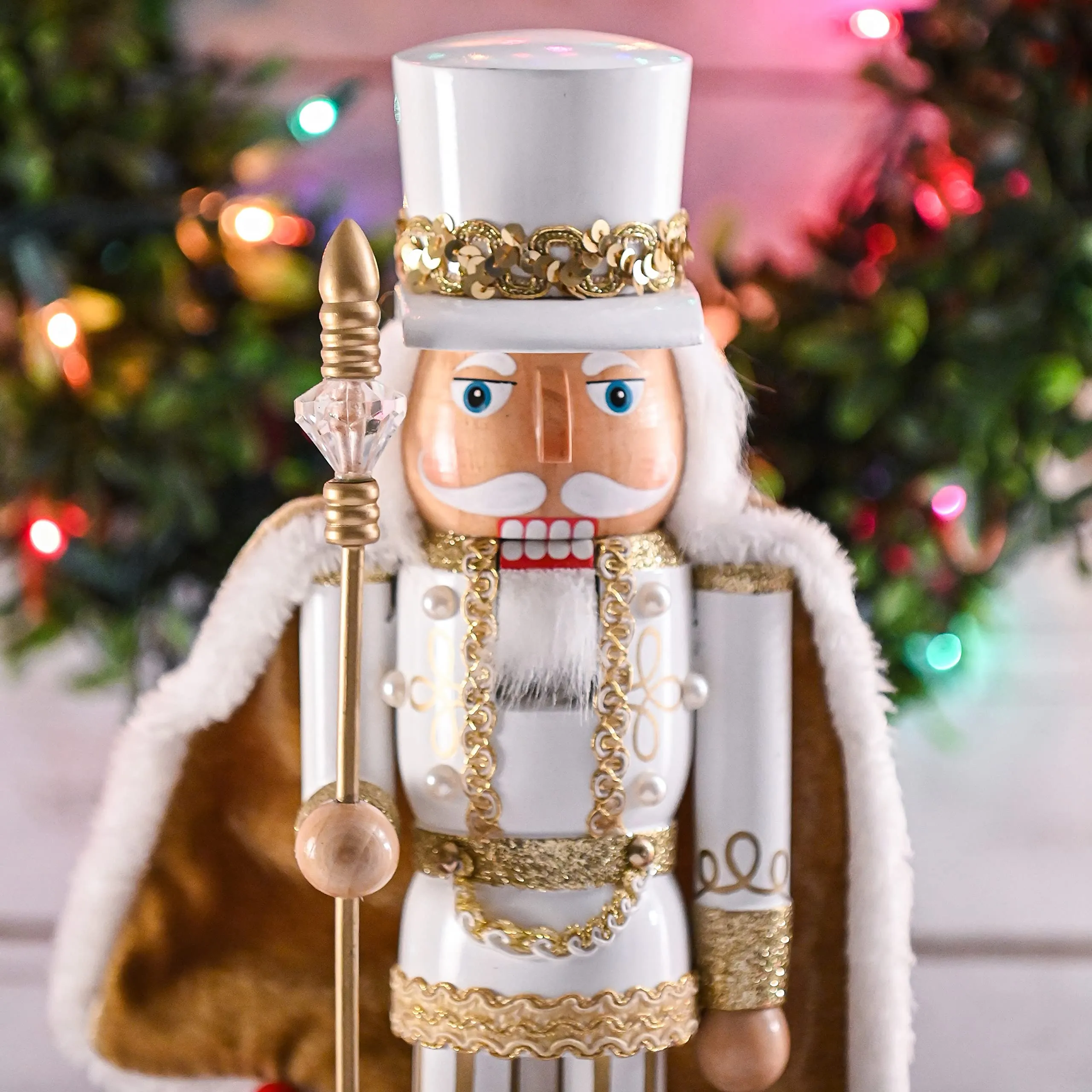 Christmas Gold King Nutcracker – Gold and White Glittered Wooden Nutcracker Man with Gold and White Fur Cape and Staff in Hand Xmas Themed Holiday Nut Cracker Doll Figure Decorations