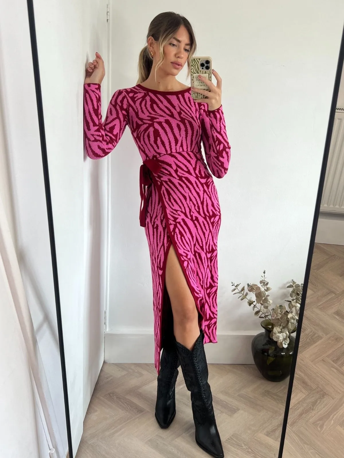 Renee Zebra Jacquard Knitted Midaxi Dress / Pink