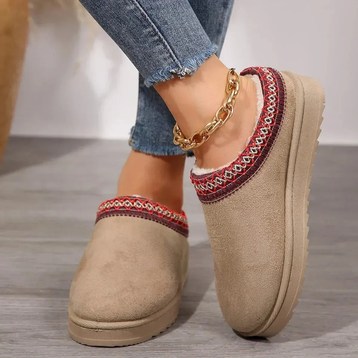 Winter Snow Boots Women New Cashmere Warm Thick Soles Without Heel-covered Hair Half Slipper Cotton Shoes Cashmere Warm Boots